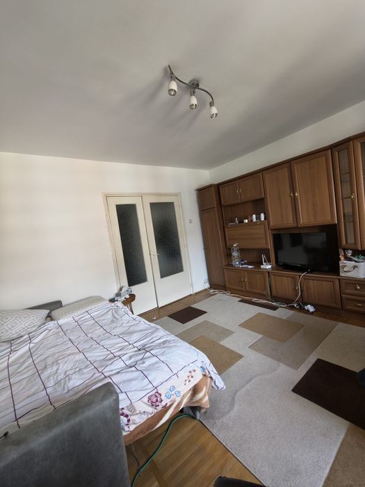 Închiriez Apartament  1 Camera - Nicolae Iorga