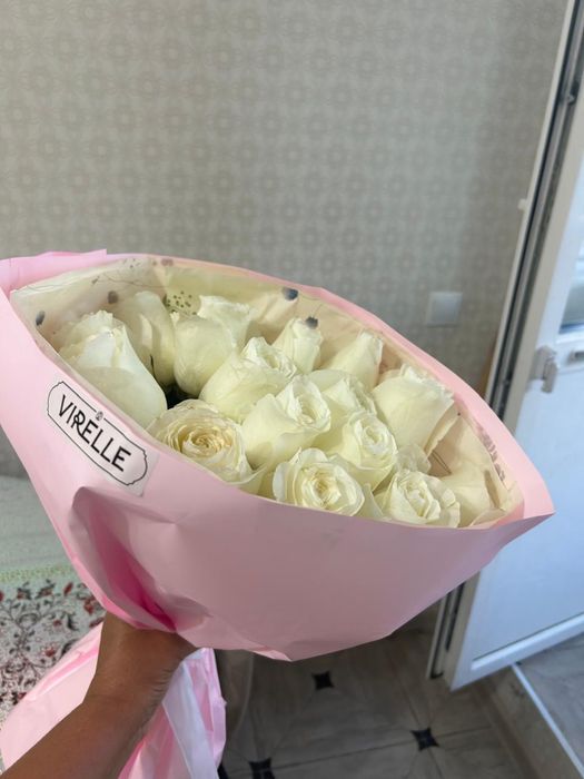 Продам букет белых роз