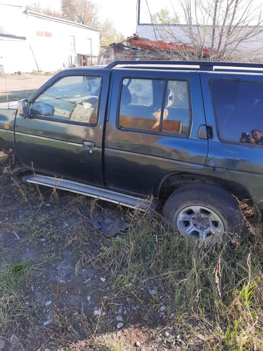 Ниссан террано.