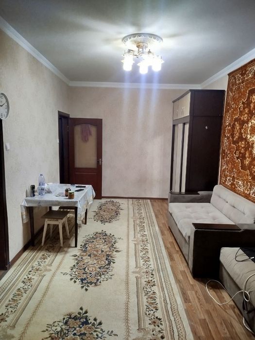 Продаю квартиру Яшнабадский р-он Авиасозлар-3. 1-ком 4-этаж 4-этажном