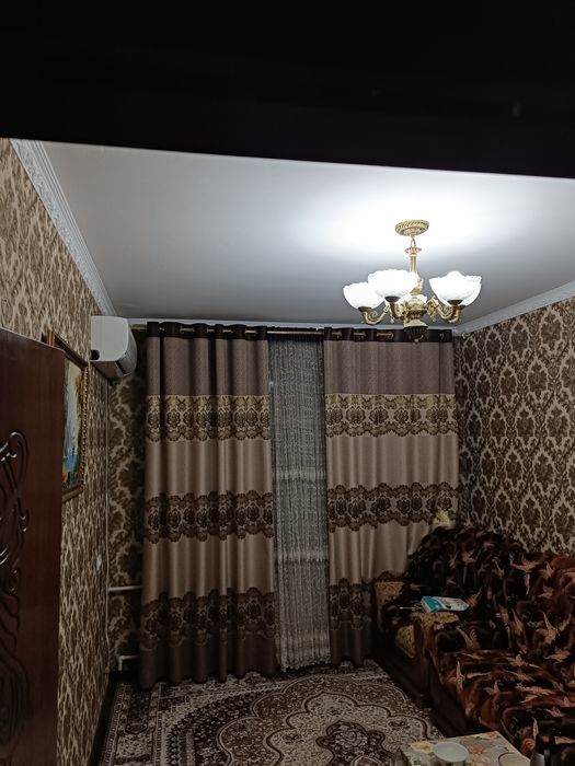 Навои вилоят спутникда квартира сотилади