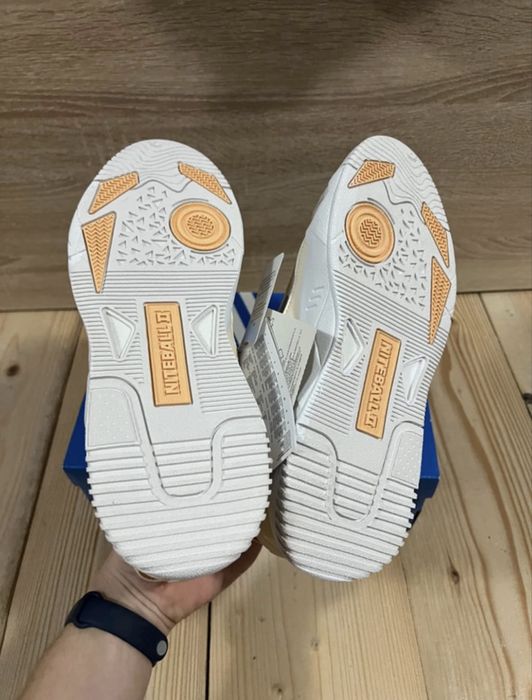 Vând Adidas Niteball II “Orange”
