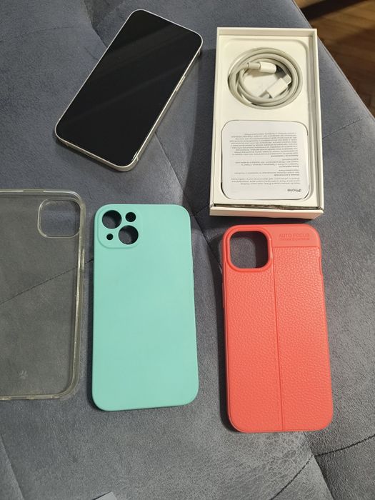 iPhone 13 смартфон