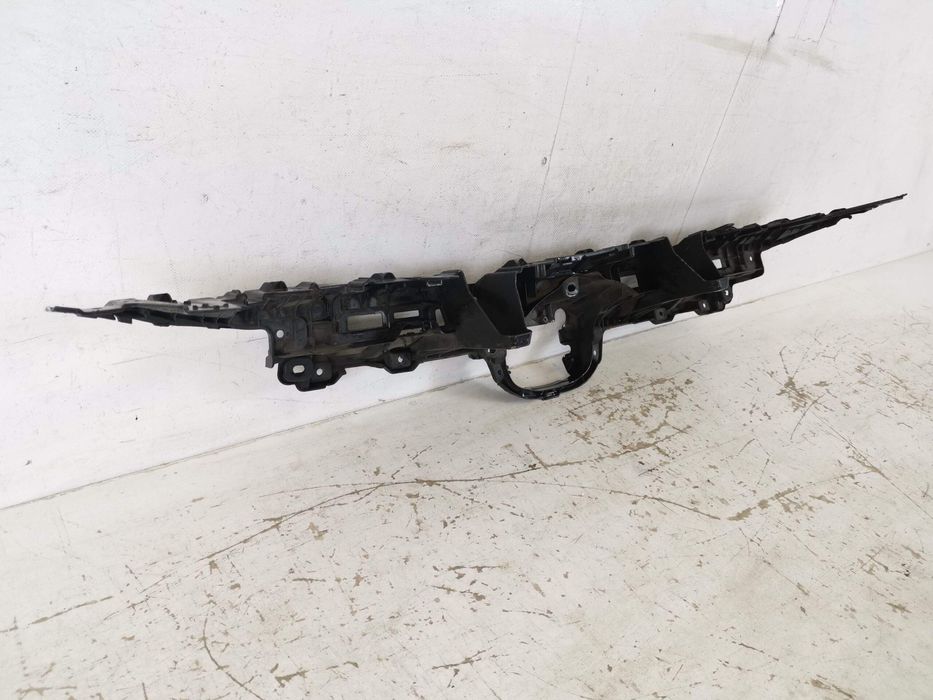 Toyota RAV4 / Тойота РАВ4 [ - ] Оригинална стойка за радиатор, в добро