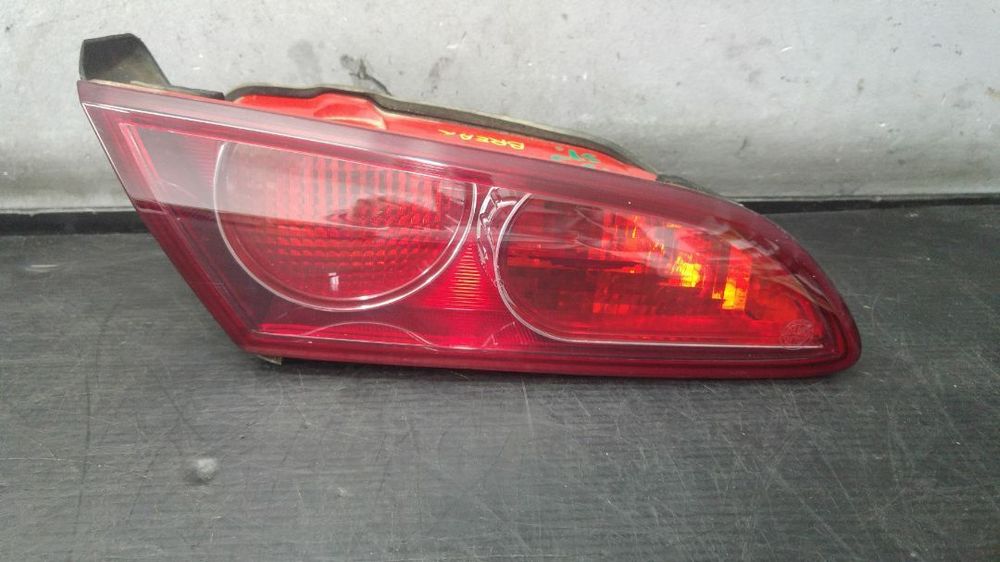 Stop tripla lampa stanga haion alfa romeo 159 f9395623
