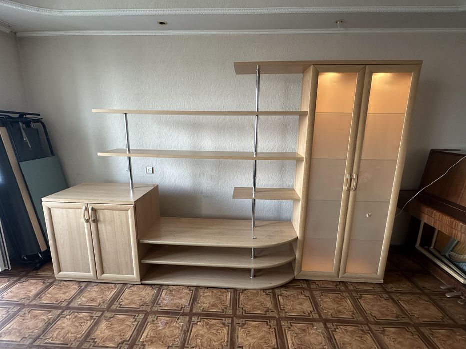 Здоавствуйте,Продам шкаф за 20 000
