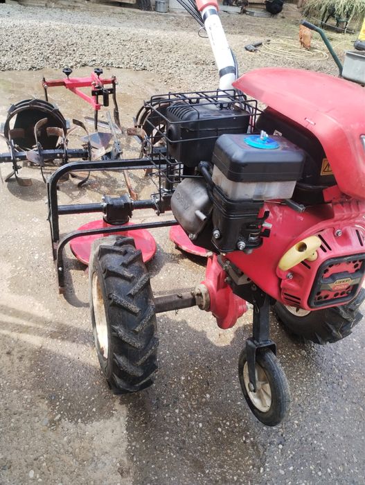 Vând motocultor Loncin 1200