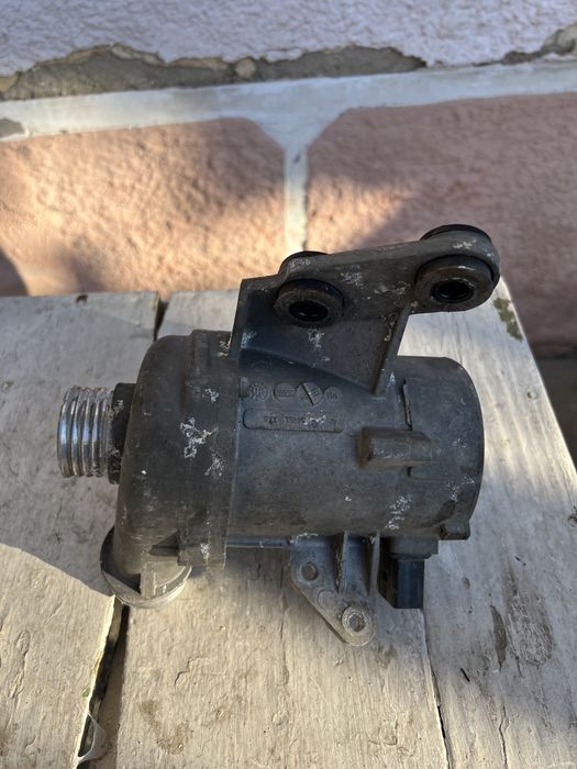 BMW OE pompa apa electrica, termostat, supapa hidraulica presiune ulei