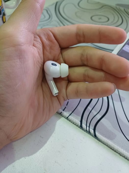 Левый наушник Air Pods Pro 2 оригинал
