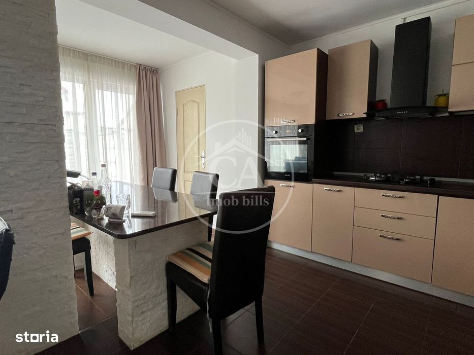 Casă de vânzare tip duplex cu 4 camere în Nojorid, Oradea.