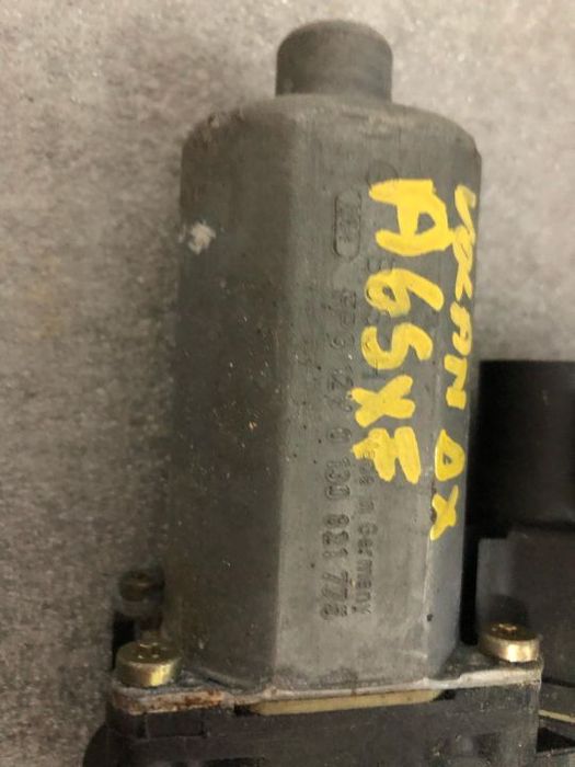 motoras macara stanga fata audi a6 c5