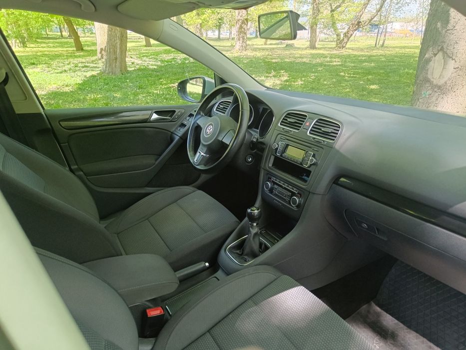 Vand vw golf 6 motorizare1.6 benzina