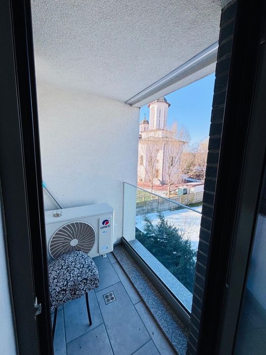 Vand 2 Camere La Citadella Sisesti cu loc parcare inclus -Particular