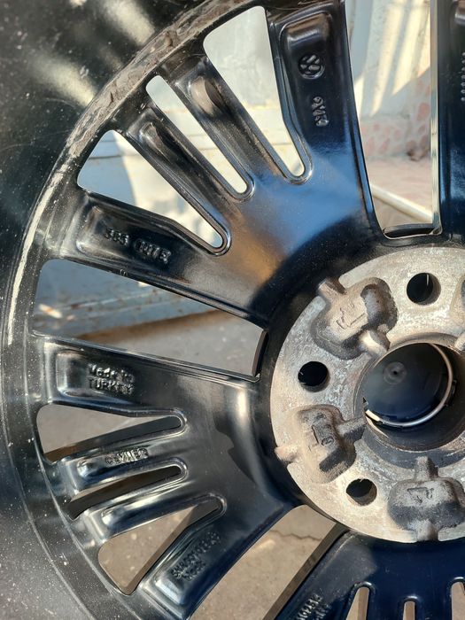 Продавам гуми с джанти