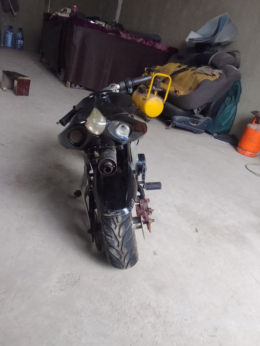 Mini bayk sotiladi benzinda yuradi