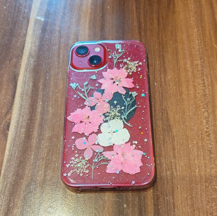 Vând iPhone 13 rosu 128gb