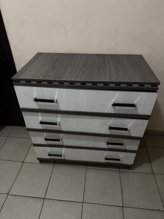 Продается вместительный комод