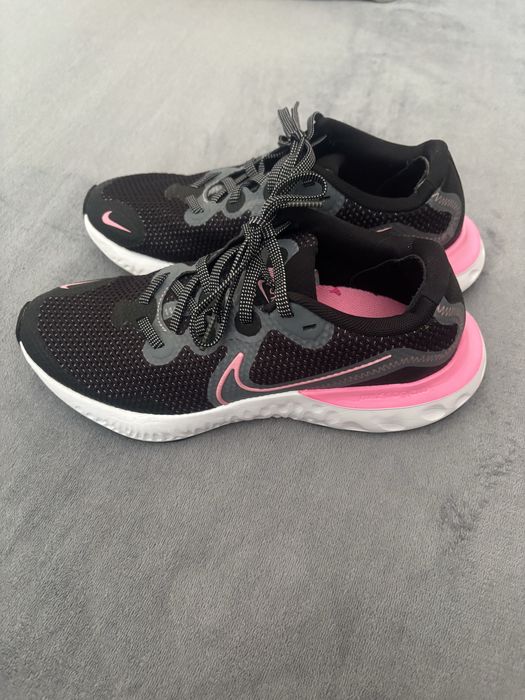 Маратонки Nike летни