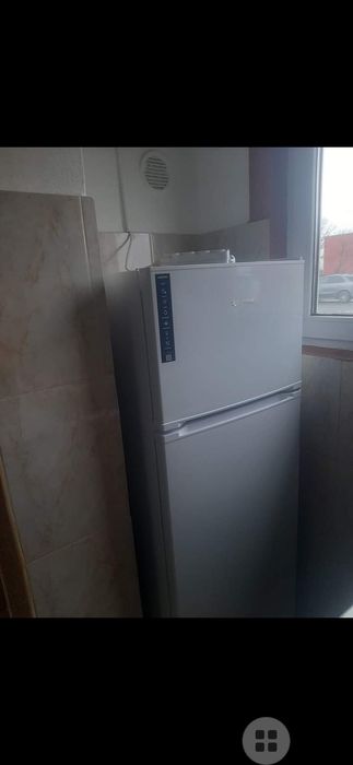 De închiriat / o camera