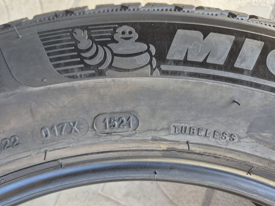 4бр.зимни гуми 215/65/17 99H Michelin  Pilot Alpin 5