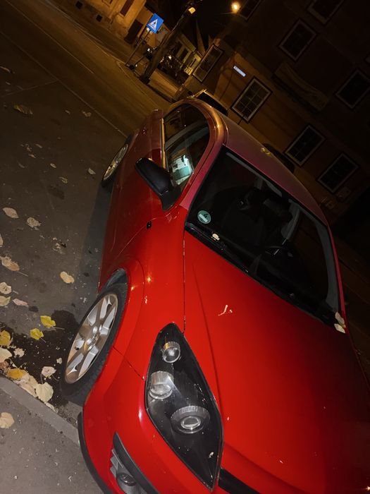 Vând /schimb Opel Astra H Hatchback