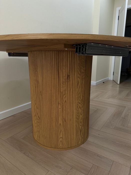 Продам куханный стол