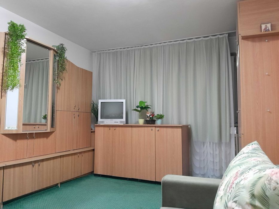 Apartament de  vanzare cf. 2,  et. 2/4 , zona  Vest OMV