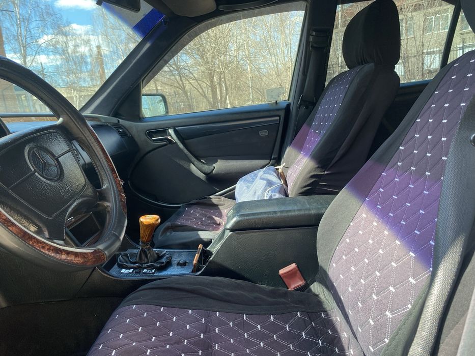 Мерседес с 200 в хорошем состояний