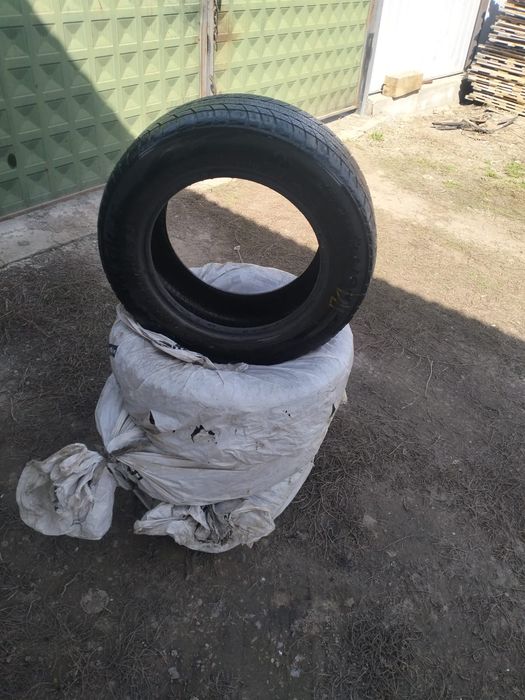 Продам шины 195/65 R15