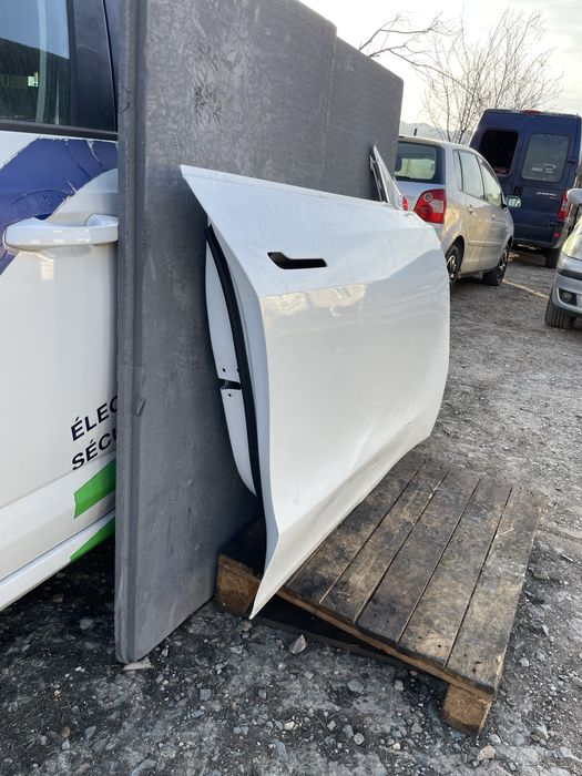 Предна дясна врата за Tesla Y Тесла У 2020г-