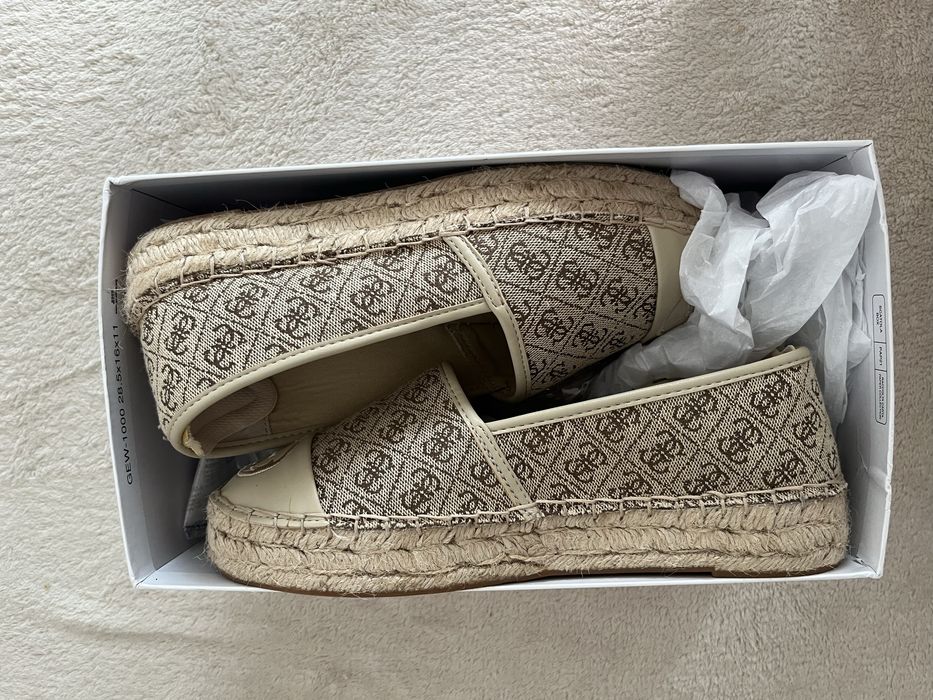 Оригинални еспадрили Guess