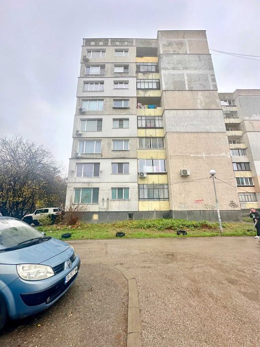 Двустаен апартамент до Метростанция „Хаджи Димитър“