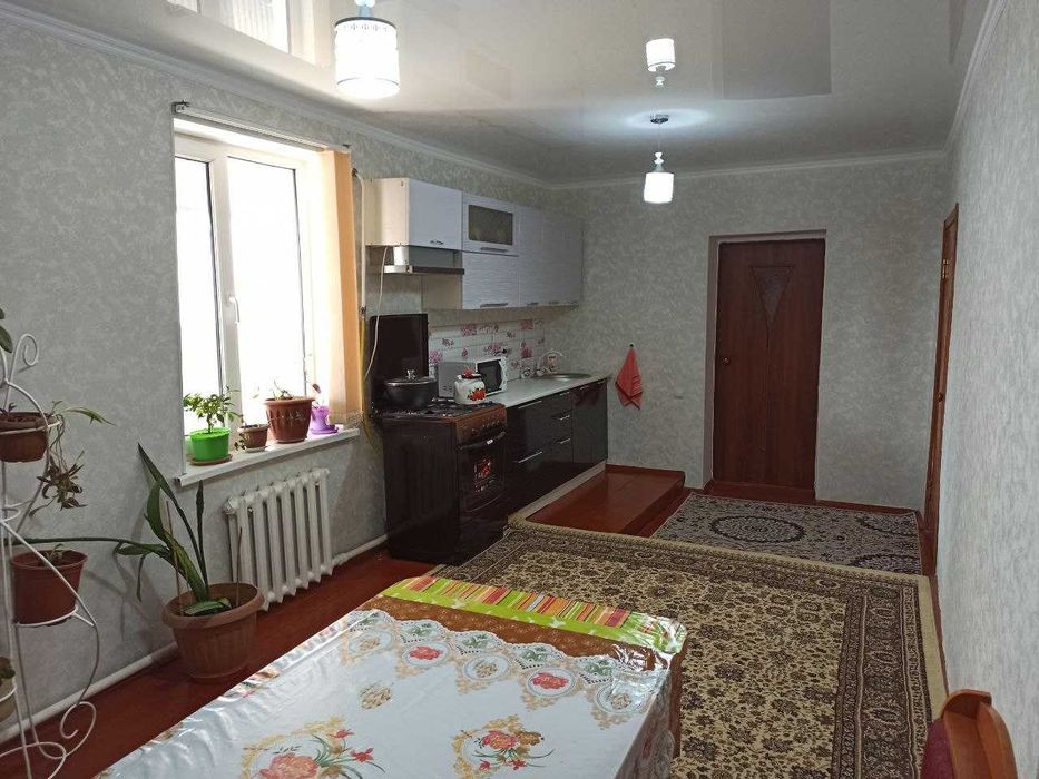 5 Бөлмелі жер үй Титовта