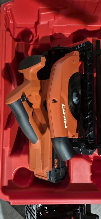 Hilti circular pe acumulator