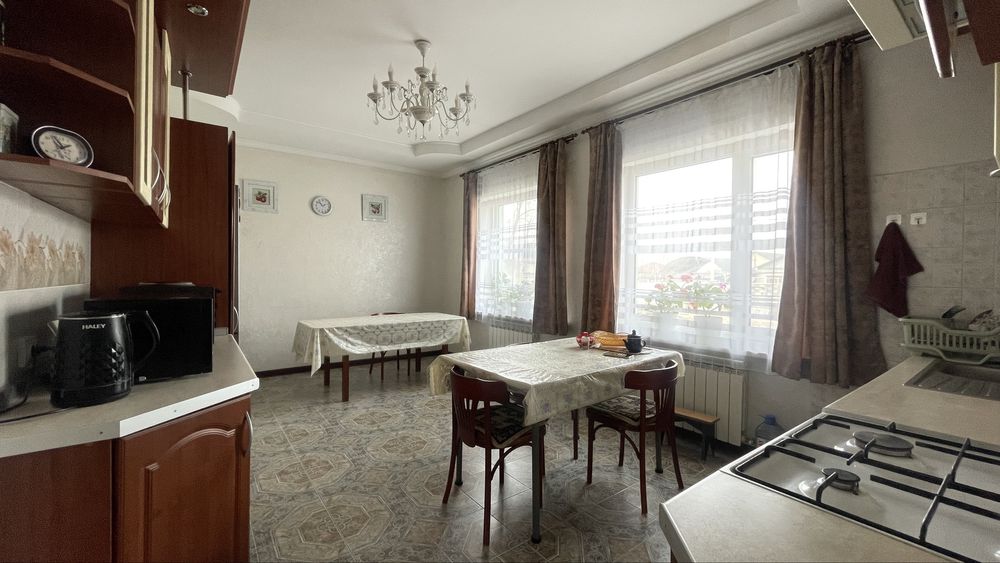 Дом коттедж в долане