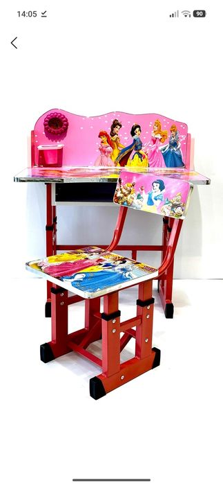 Детская парта и стульчик