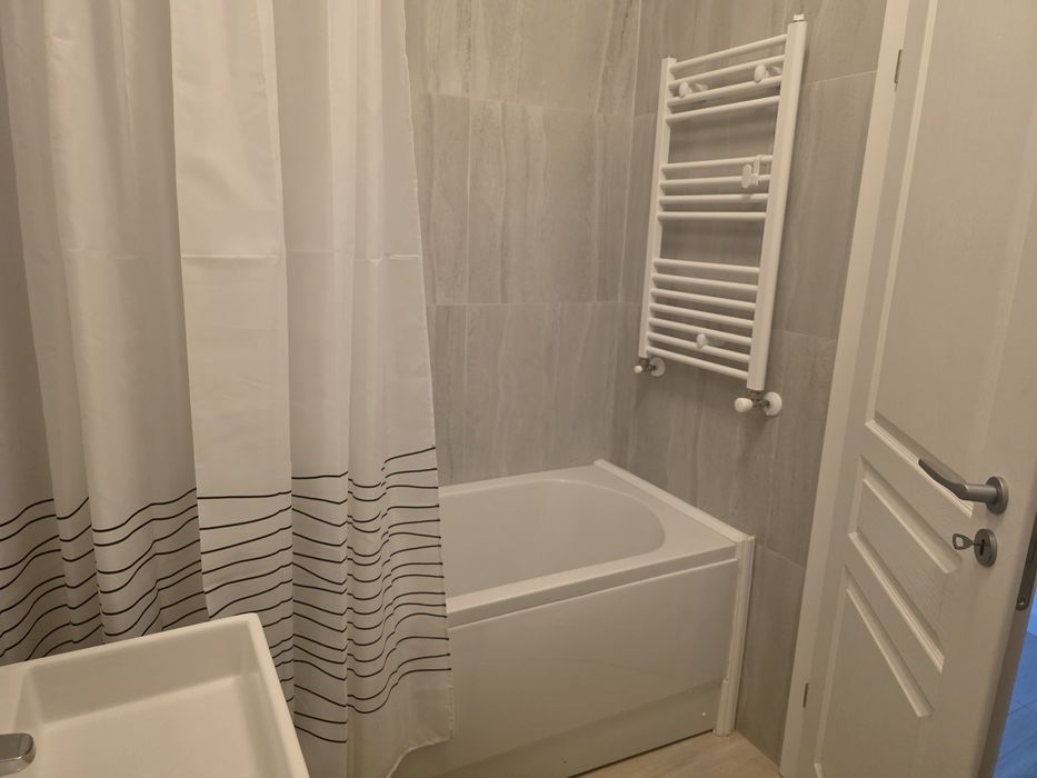 Apartament de închiriat
