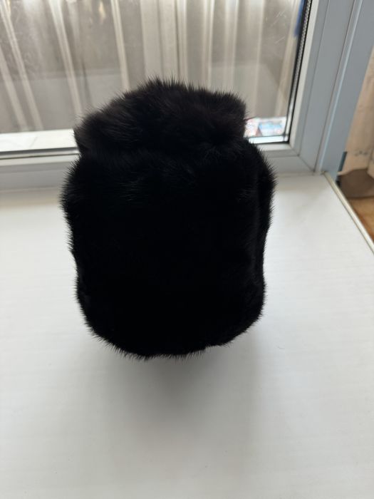 Шапки женские меховые