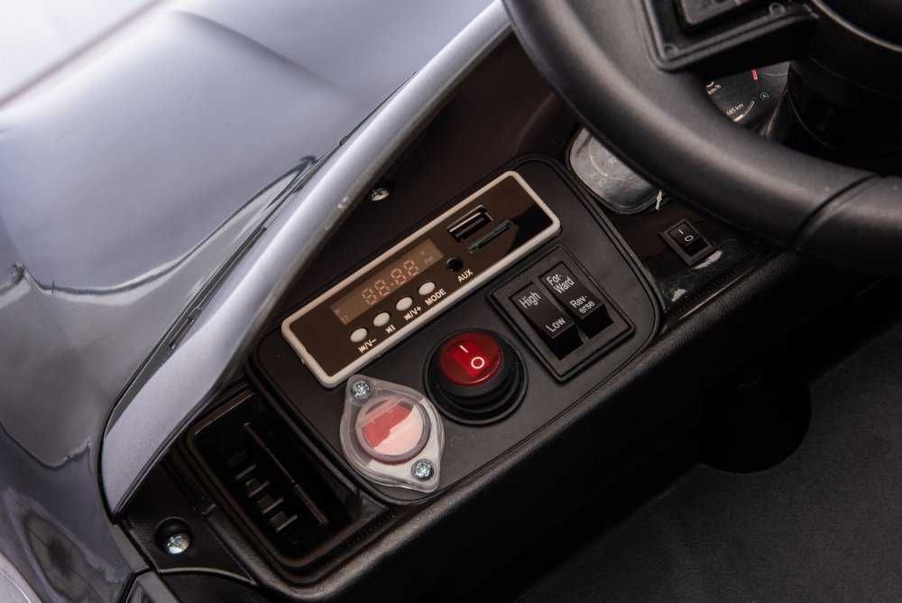 Masinuta electrica copii Porsche Cayenne cu licenta,acumulator 12V,bluetooth,faruri si stopuri led,slow start