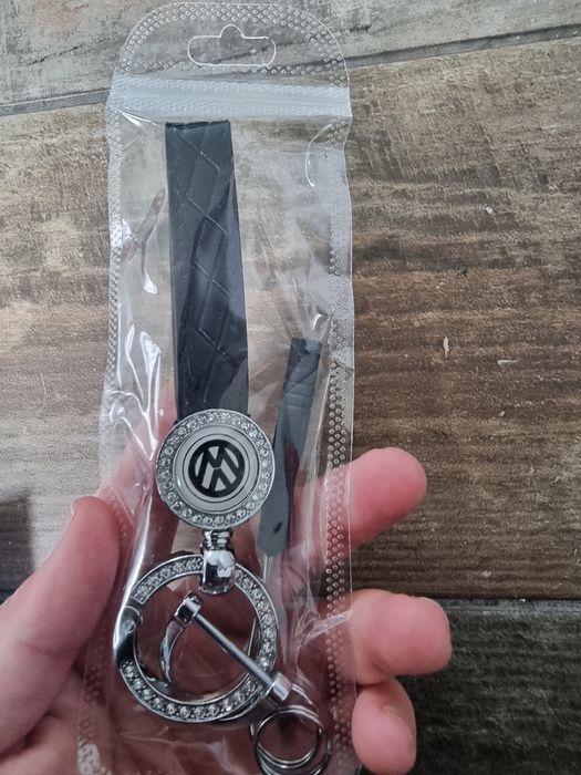 Луксозен дамски ключодържател Vw Volkswagen