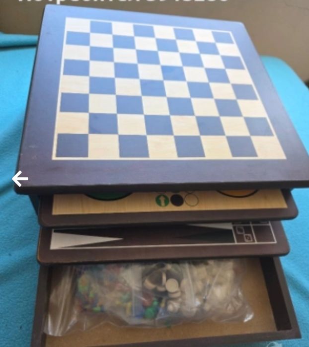 Настолна игра Deluxe