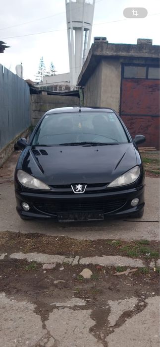 Peugeot 206.