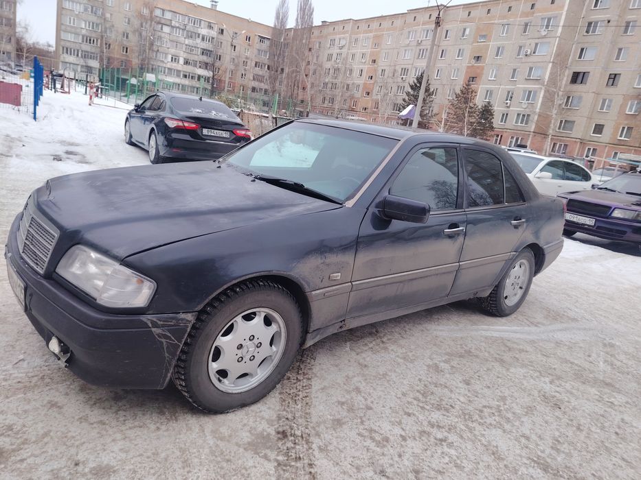 Продам мерседес с180 97  года