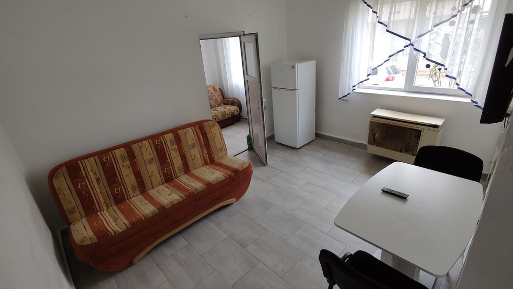 Dau in chirie apartament cu 2 camere - Garsoniera  închiriez
