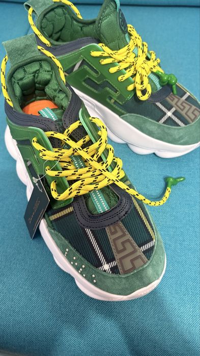 Versace Chain Reaction