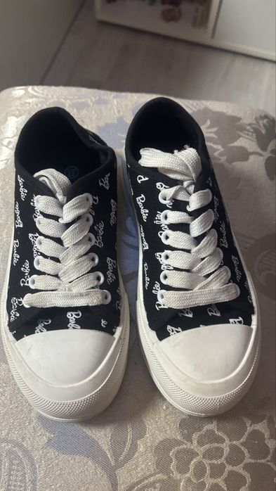 Tenesi Barbie - marca Pepco