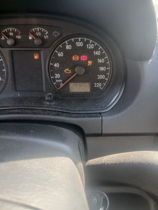 De vanzare golf polo 1.4 benzina