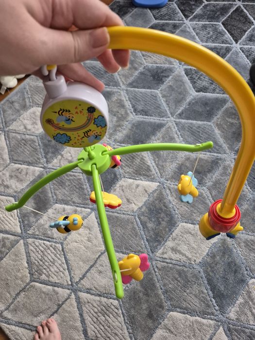 Caruse muzical pentru patut