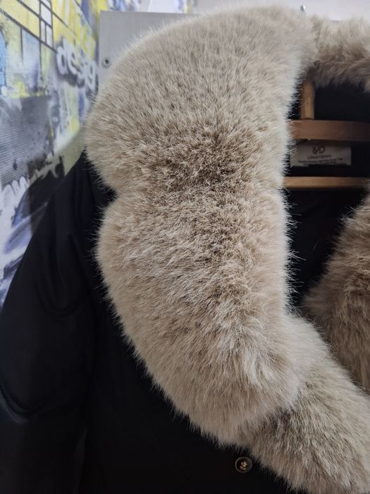 Продам пуховик зима