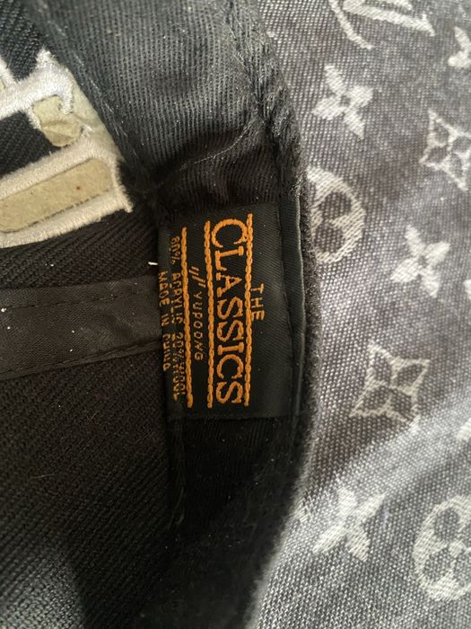 Sapca.      Originala. NY